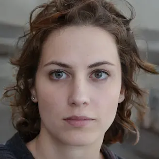 Sophia Gonzalez, world explorer using Fakeface AI video face swap avatar